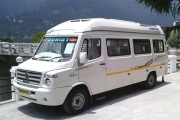 12 Seater Tempo Traveller